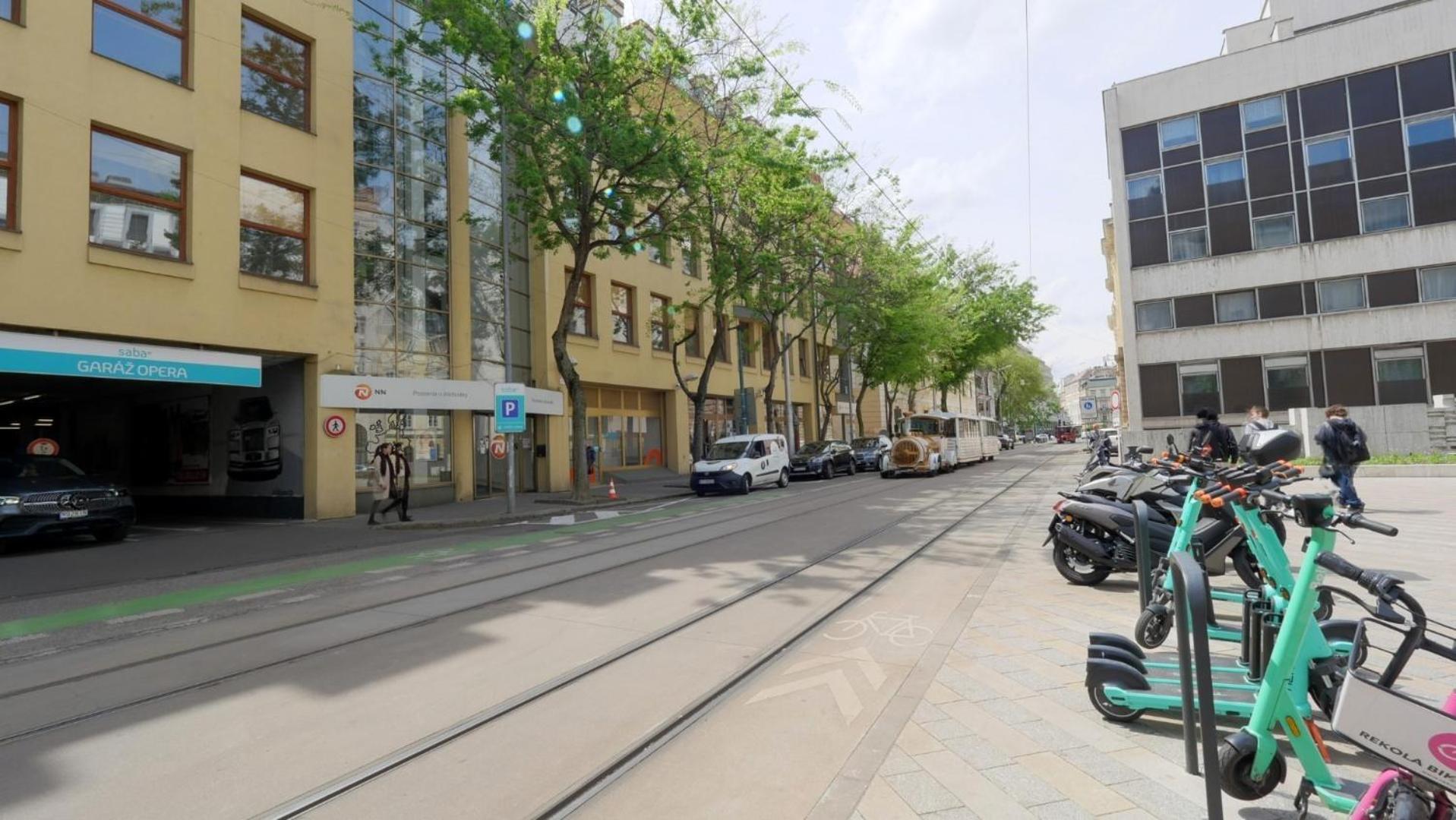 Velky 3I Apartman V Centre Mesta Братислава Екстер'єр фото