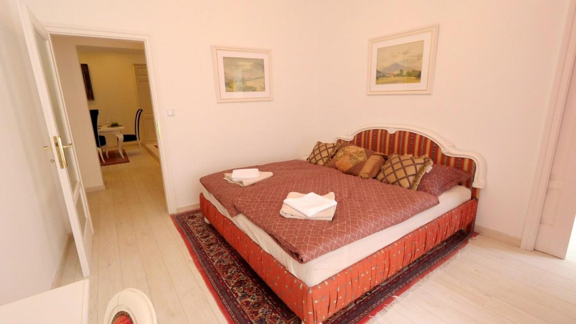 Velky 3I Apartman V Centre Mesta Братислава Екстер'єр фото